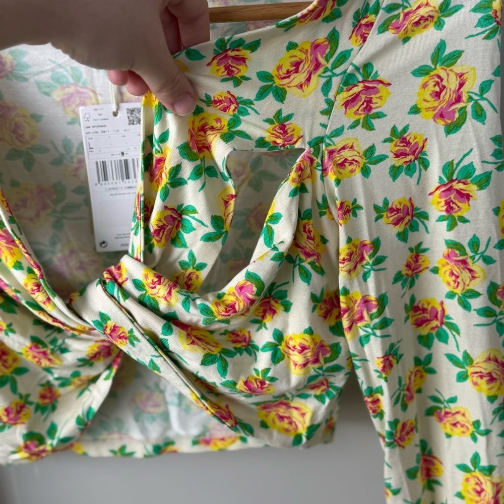 MANGO Women’s Bright Floral Printed Knot Long Sleeve Crop Top Size Large - Picture 9 of 13
